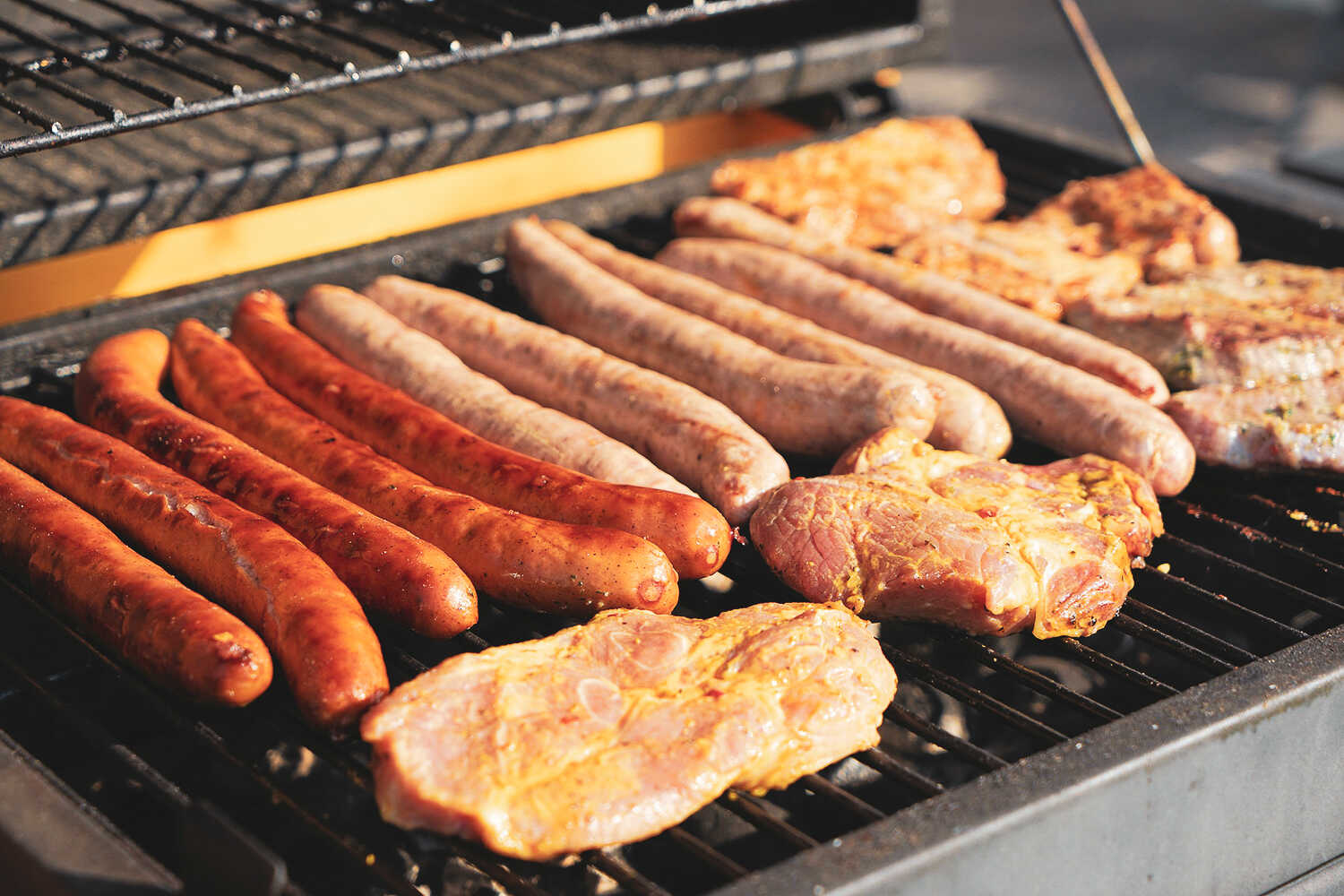 8-grill-5582737_optimized